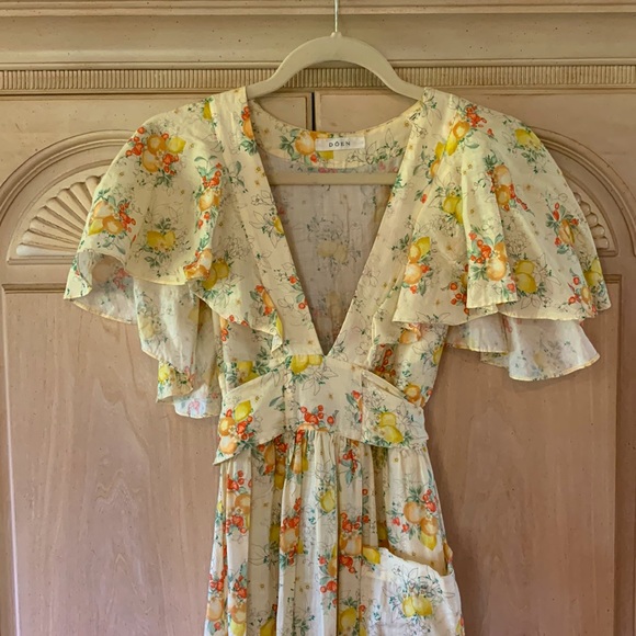 Doen Tarragon Dress Size S in lemon bouquet print! - Picture 4 of 5